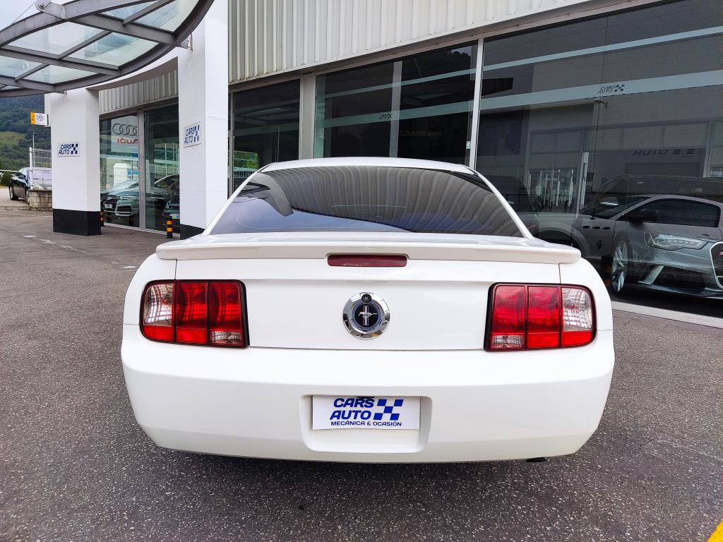 Ford Mustang 4.0i V6