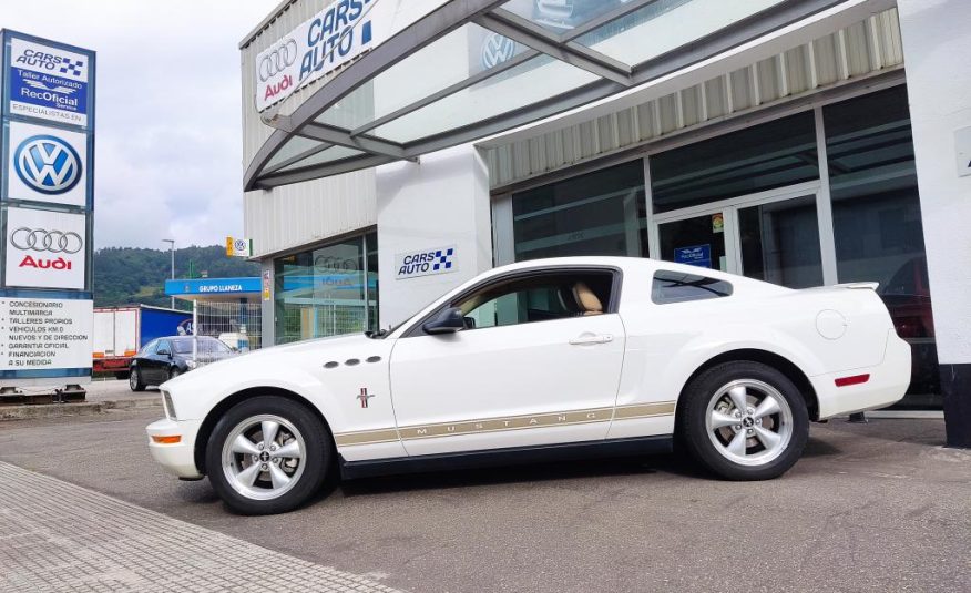 Ford Mustang 4.0i V6