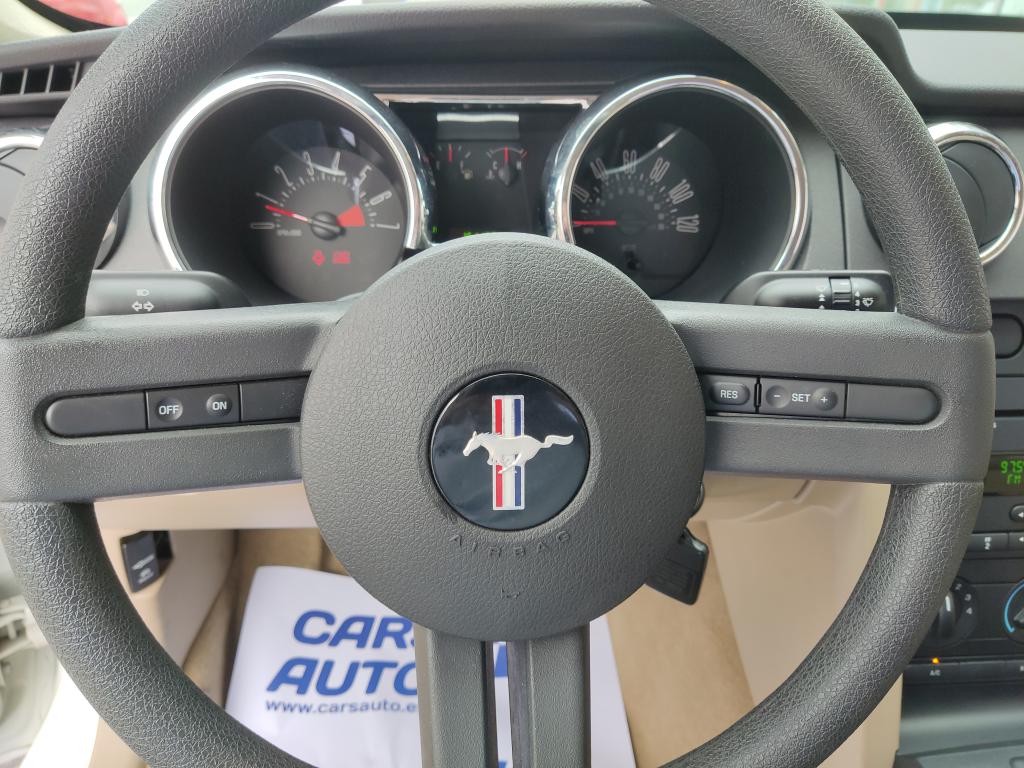 Ford Mustang 4.0i V6