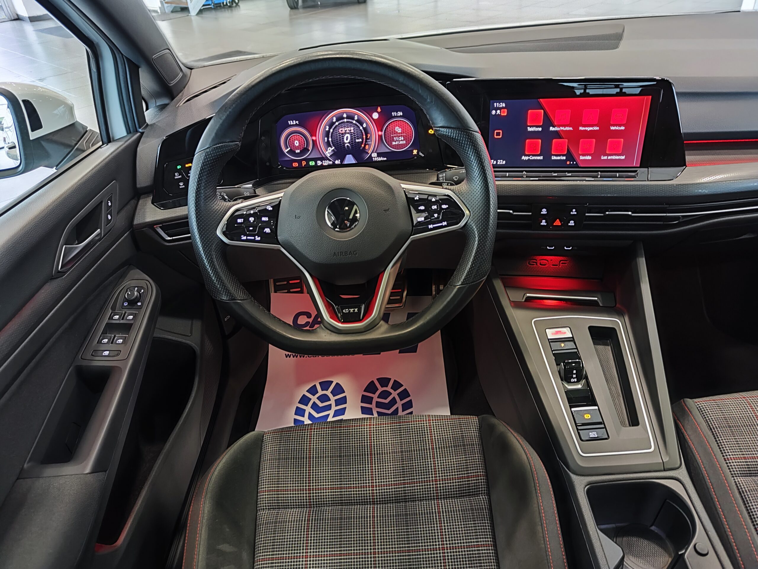 Volkswagen Golf 8 GTI 2.0T 245CV DSG