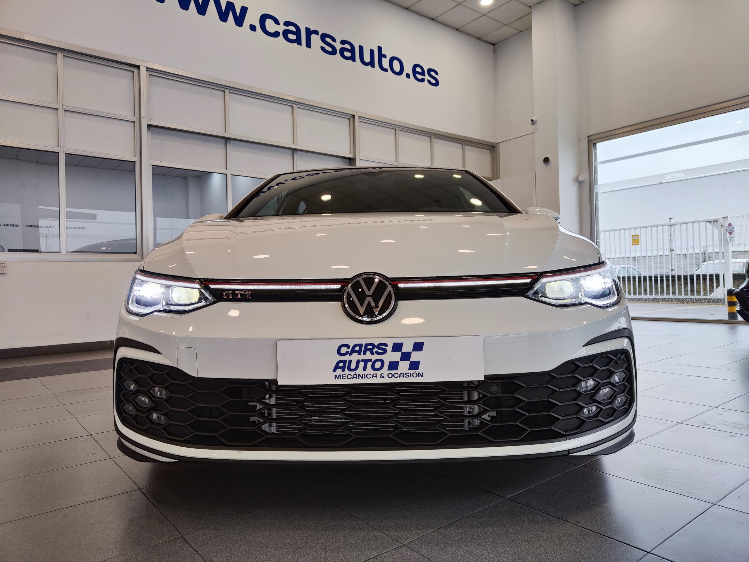 Volkswagen Golf 8 GTI 2.0T 245CV DSG