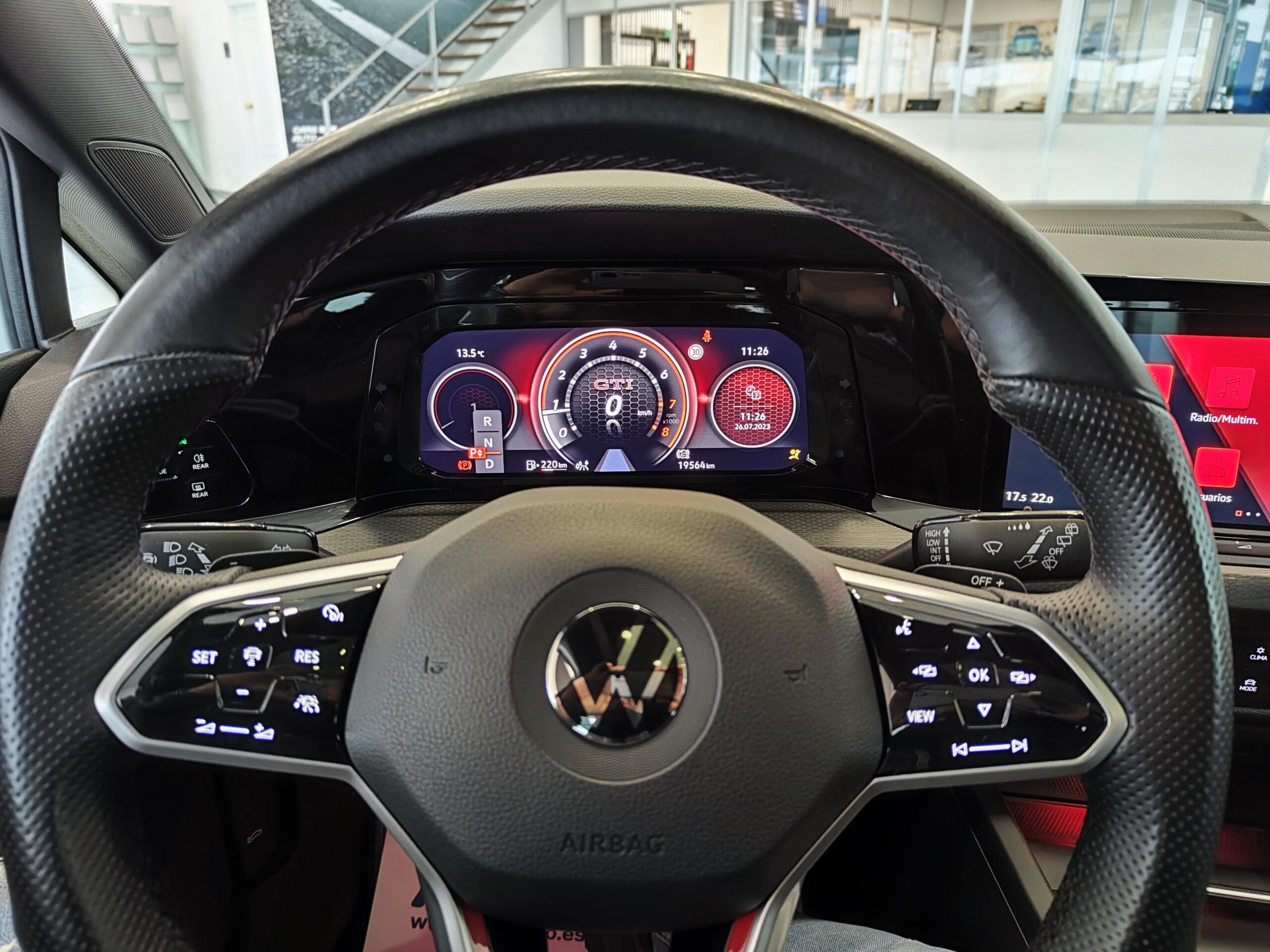 Volkswagen Golf 8 GTI 2.0T 245CV DSG