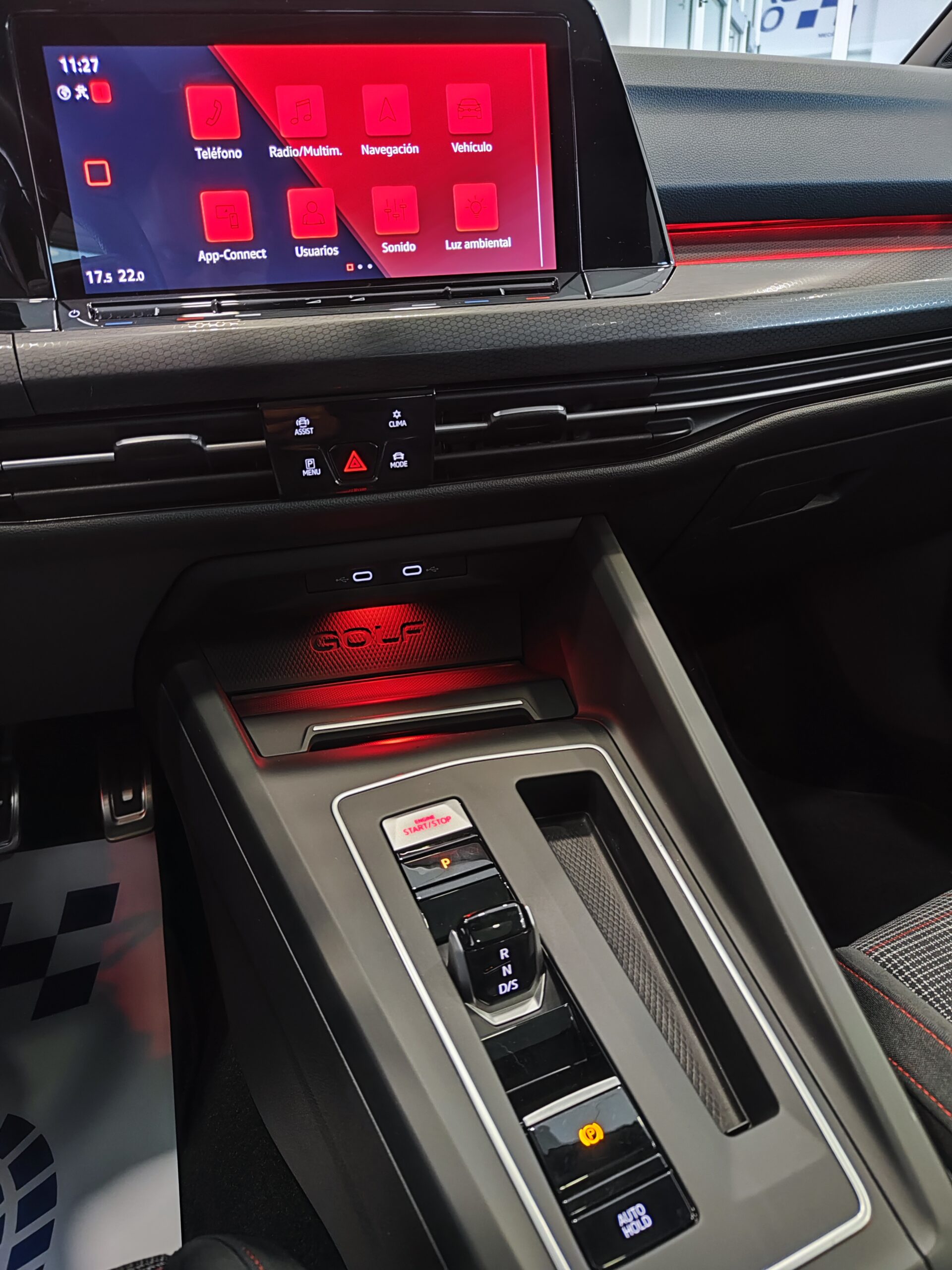 Volkswagen Golf 8 GTI 2.0T 245CV DSG