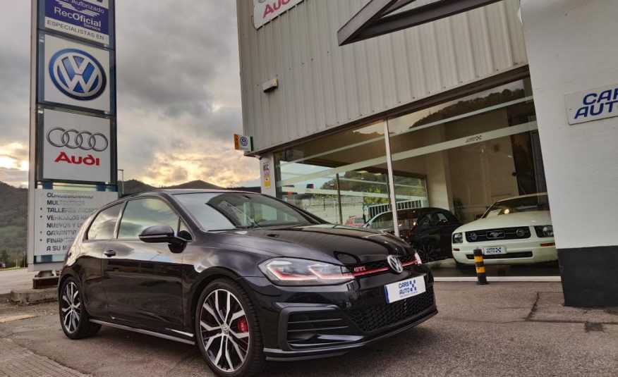 Volkswagen Golf GTI 7.5 245CV DSG