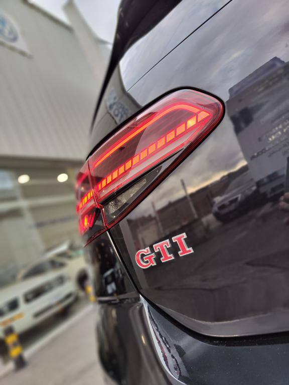 Volswagen Golf GTI 7.5 245CV DSG