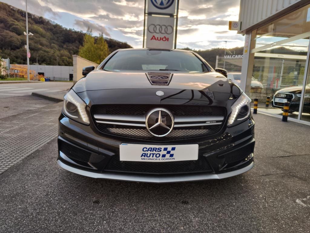 Mercedes Benz A-45 AMG 4-Matic 381cv